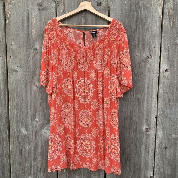 TORRID Top Womens 4XL Red Bandana Smocked Knit Gauze Crepe Off Shoulder Peasant - Picture 2 of 11